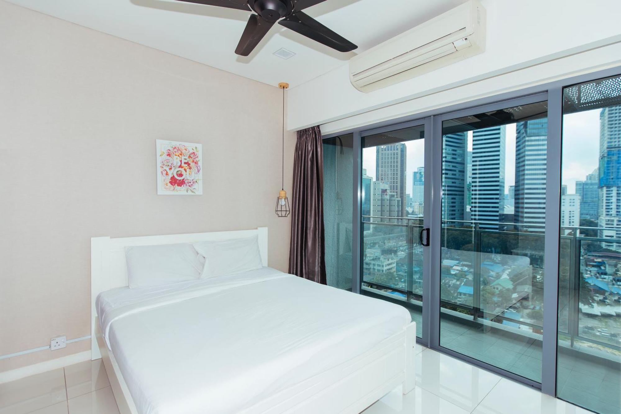 Summer Suites Klcc By Apartx Κουάλα Λουμπούρ Εξωτερικό φωτογραφία