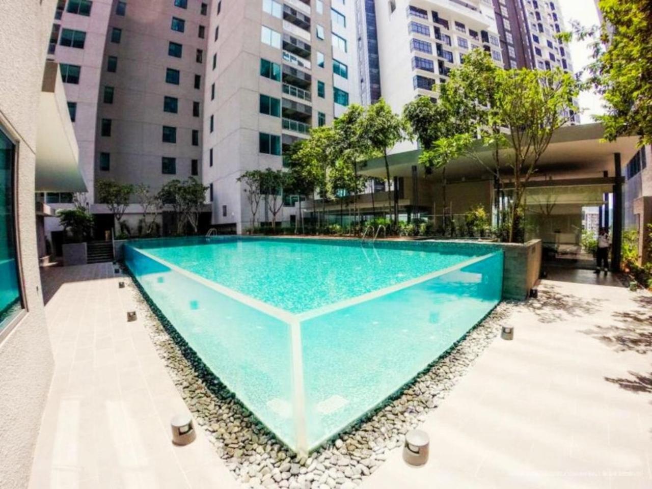 Summer Suites Klcc By Apartx Κουάλα Λουμπούρ Εξωτερικό φωτογραφία